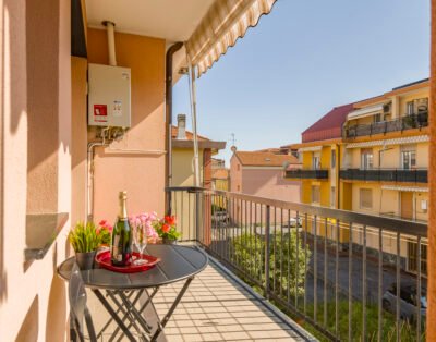 Quadri d’Oro – Beachside Escape in Beautiful Loano, Liguria